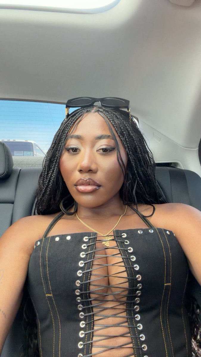 What a Justin Bieber fan look like