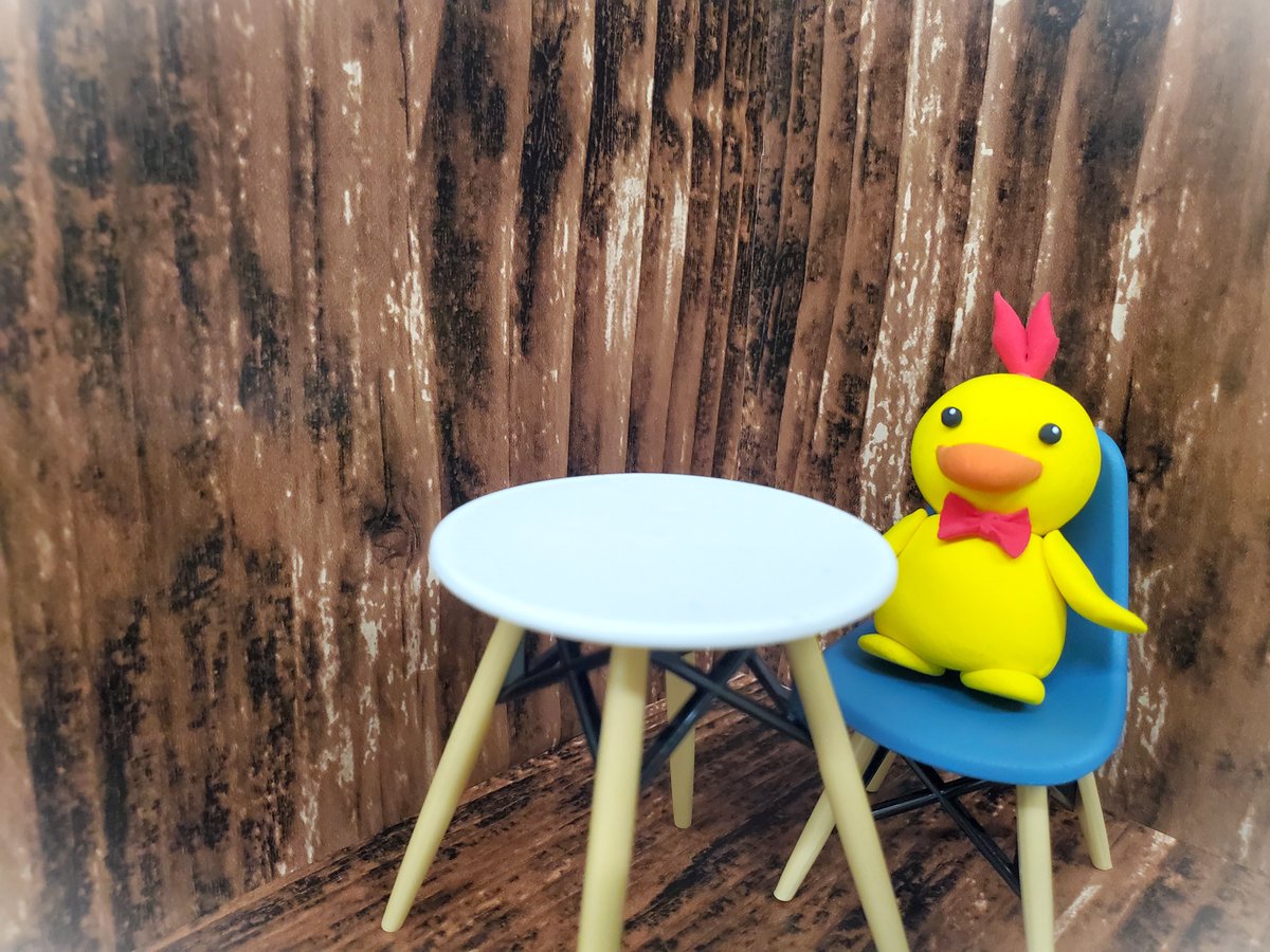 sanei_easygo's tweet image. 市販のミニチュアや100均のリメイクシート。
『Tinyスタジオ』と組み合わせるだけで、
リアリティは一気に加速します。
ベースがあるからアレンジは自由自在。
#Tinyスタジオ #100均リメイク #DIY #ミニチュア家具