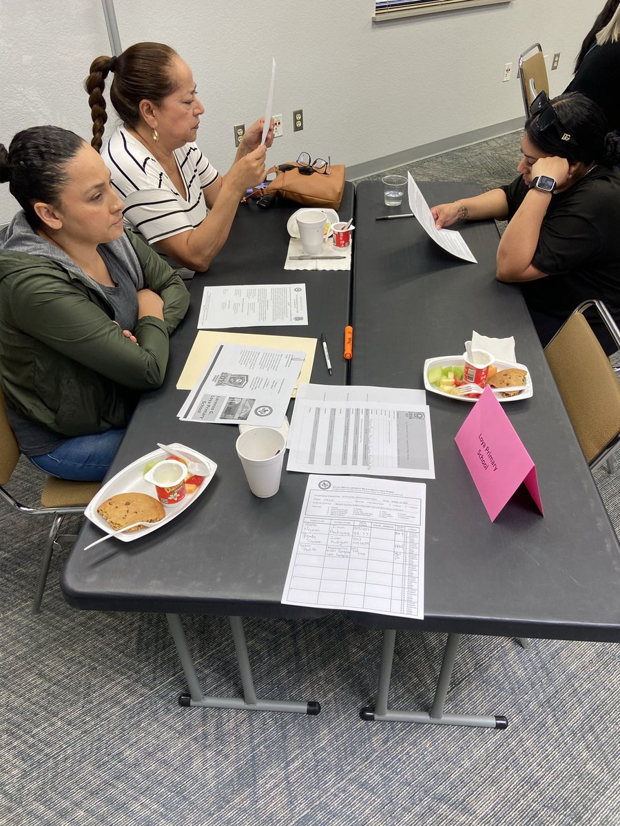 SEISDpliaison's tweet photo. Thank you to our @SanElizarioISD parents for their time and dedication as we came together to review, reflect, and revise our district/campus policies/compacts. 
Your voice and collaboration help us build stronger schools and better support our students. 💙💛🦅
#WeAreSomosSanEli https://t.co/y8YYsY6noB