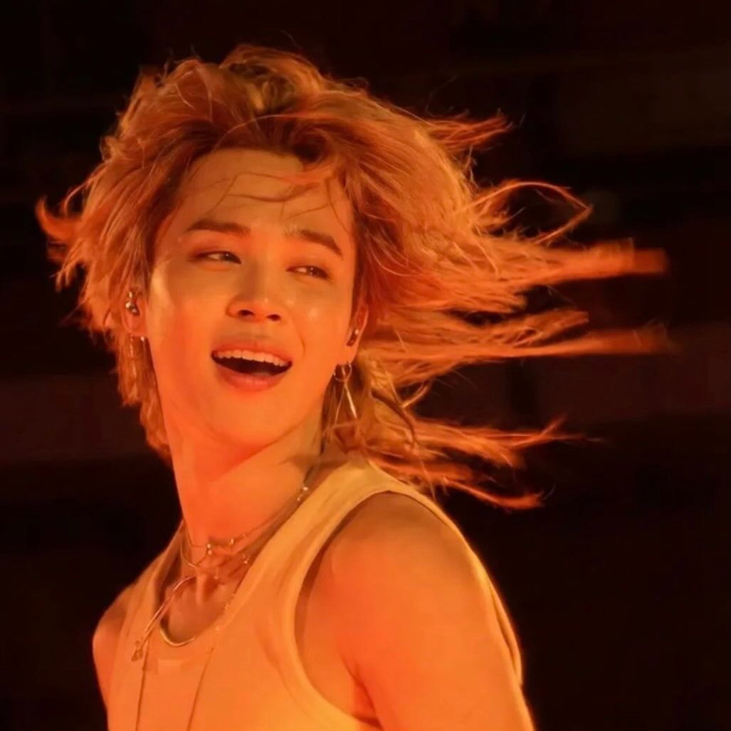 mabelmoon⁷ tweet media