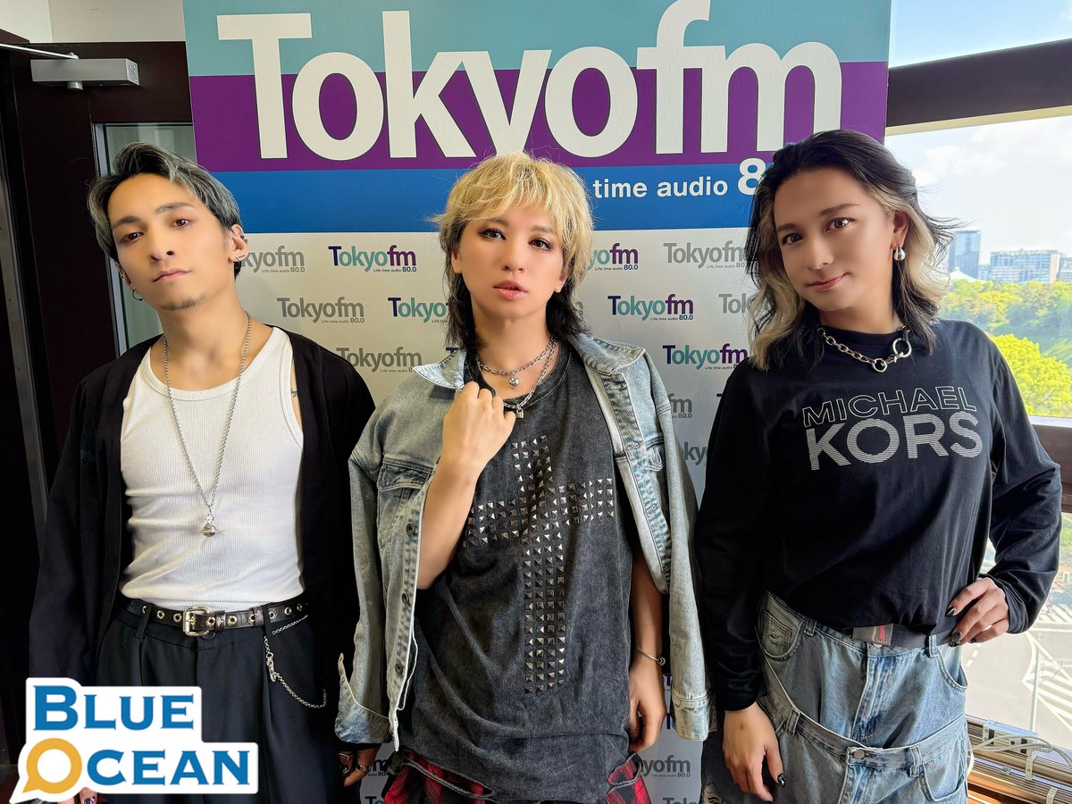 BlueOceanTFM's tweet photo. このあとすぐ⏰

／
ENVii GABRIELLA生登場！
＼

#BlueOcean ファミリーの #エンガブ 💙
約1年ぶりにスタジオに帰ってきます✨

話題の新曲
「私はオバさんになってる」の裏話など♪
思わず共感?! なトークも飛び出す予感👀

健康の秘訣にも迫りますよ~♪

📻生放送のご参加👇
https://t.co/MC8KINqqIf