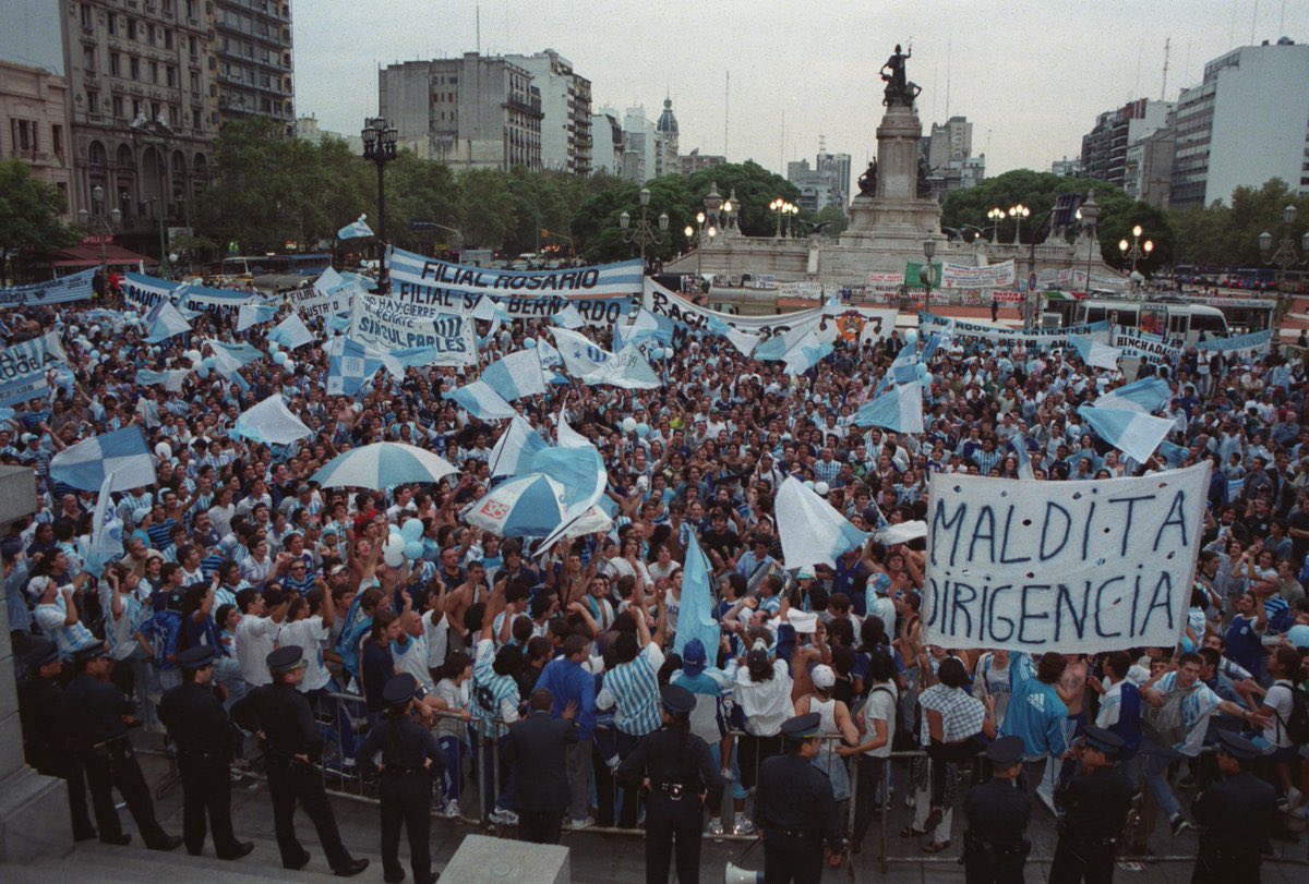 Termo de Racing. tweet media