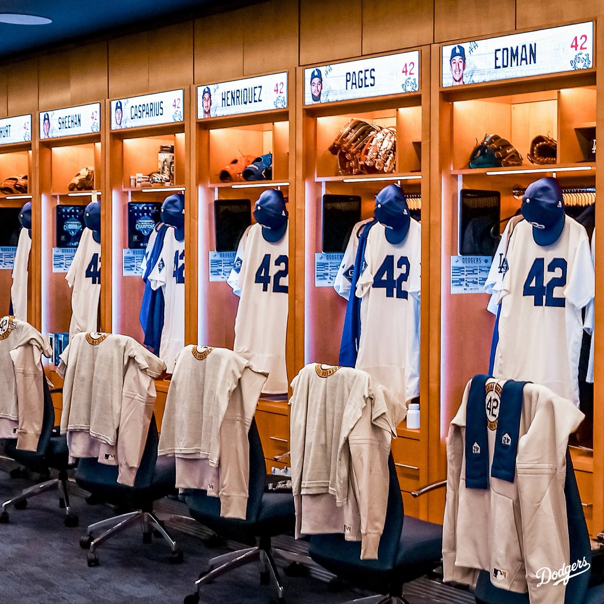 Los Angeles Dodgers tweet media