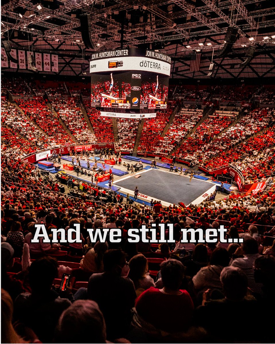 UofUGiving's tweet photo. 8,000+ students, 300,000+ alumni, and we still met. ❤️

These grads couldn’t do it alone, so thank you to everyone who touched these students lives. We're glad we met you, and we'll see you at graduation! 🙌

#UofUGrad #UtahAlumni #GradSzn https://t.co/YliIubnKNC