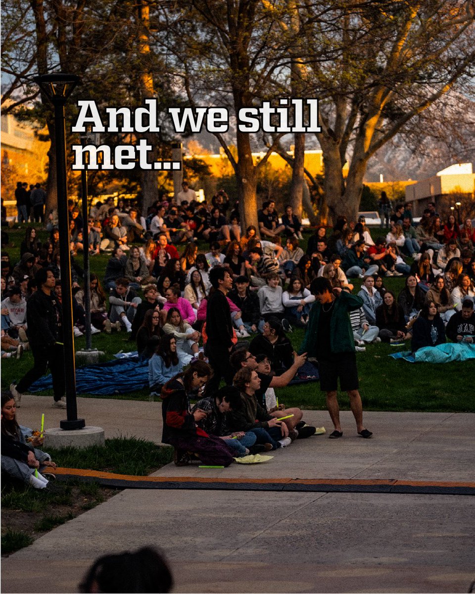 UofUGiving's tweet photo. 8,000+ students, 300,000+ alumni, and we still met. ❤️

These grads couldn’t do it alone, so thank you to everyone who touched these students lives. We're glad we met you, and we'll see you at graduation! 🙌

#UofUGrad #UtahAlumni #GradSzn https://t.co/YliIubnKNC