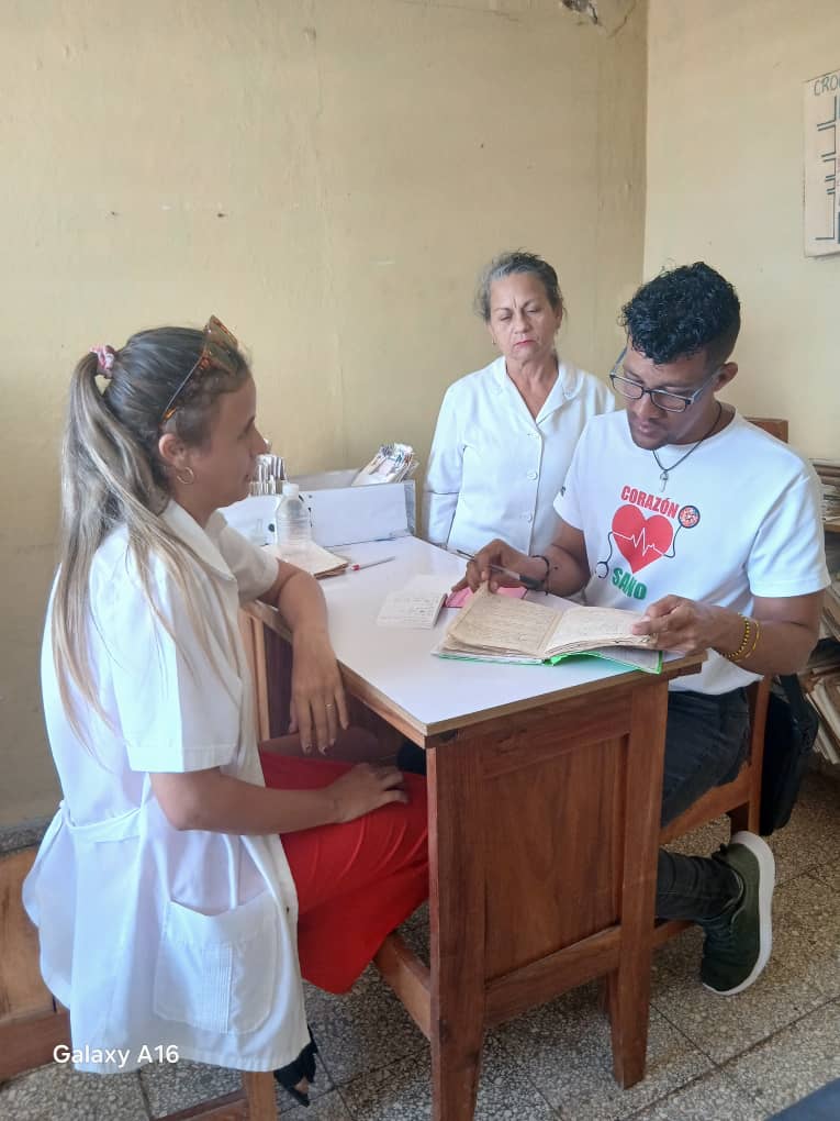 Dirección General de Salud Holguín. tweet media