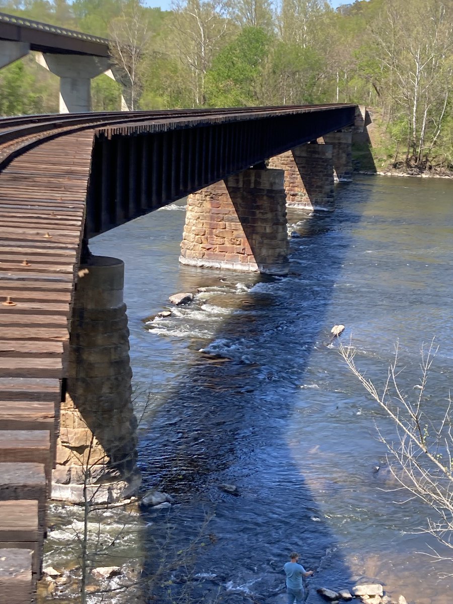 Elizabeth Edwards (@evansgurl2013) on Twitter photo 