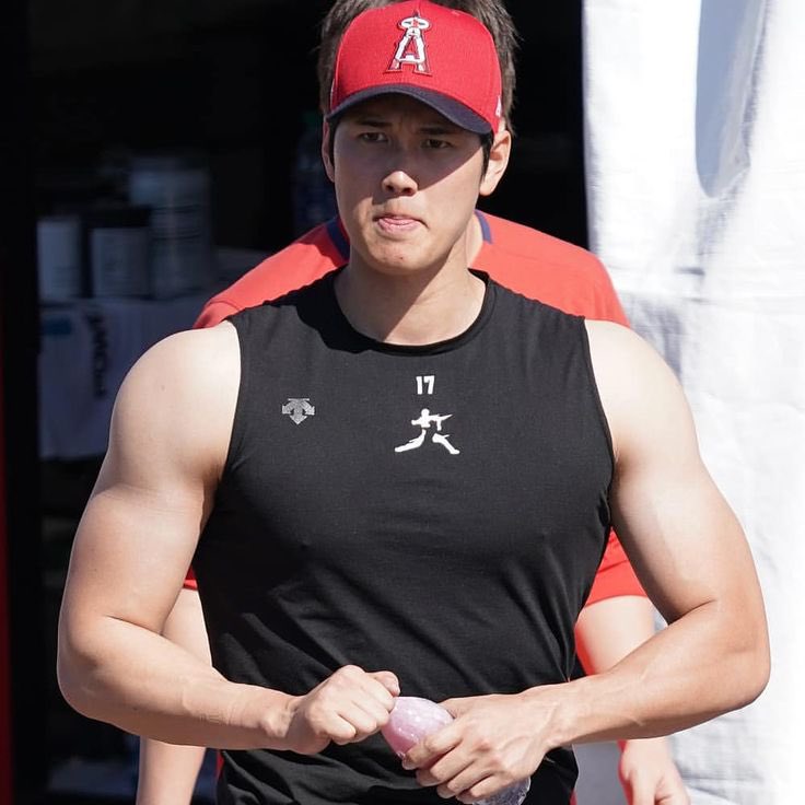 Male Central tweet media