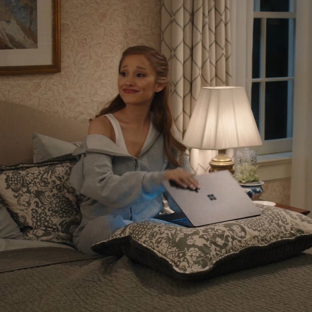 gngdrive's tweet image. pretty girl that i love so much #true