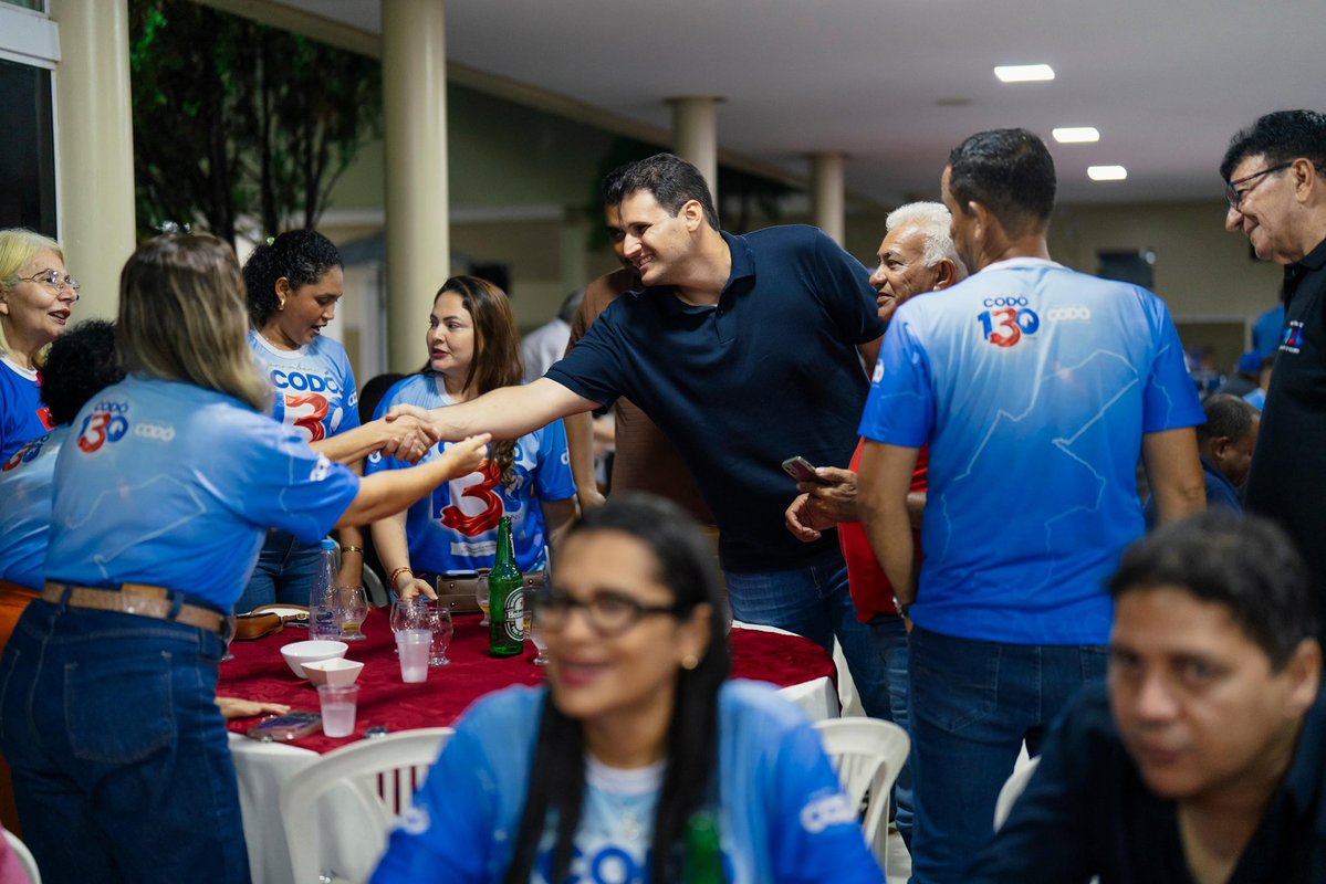 Agenda cheia em Codó hoje!✔️
Tivemos reunião com vereadores, visita às obras de pavimentação em bloquetes, participamos de um grande encontro político com Larissa DP e encerramos com um jantar com o Grupo Nagib. Vamos seguir firmes, dialogando e trabalhando por todo o Maranhão.💪🏼