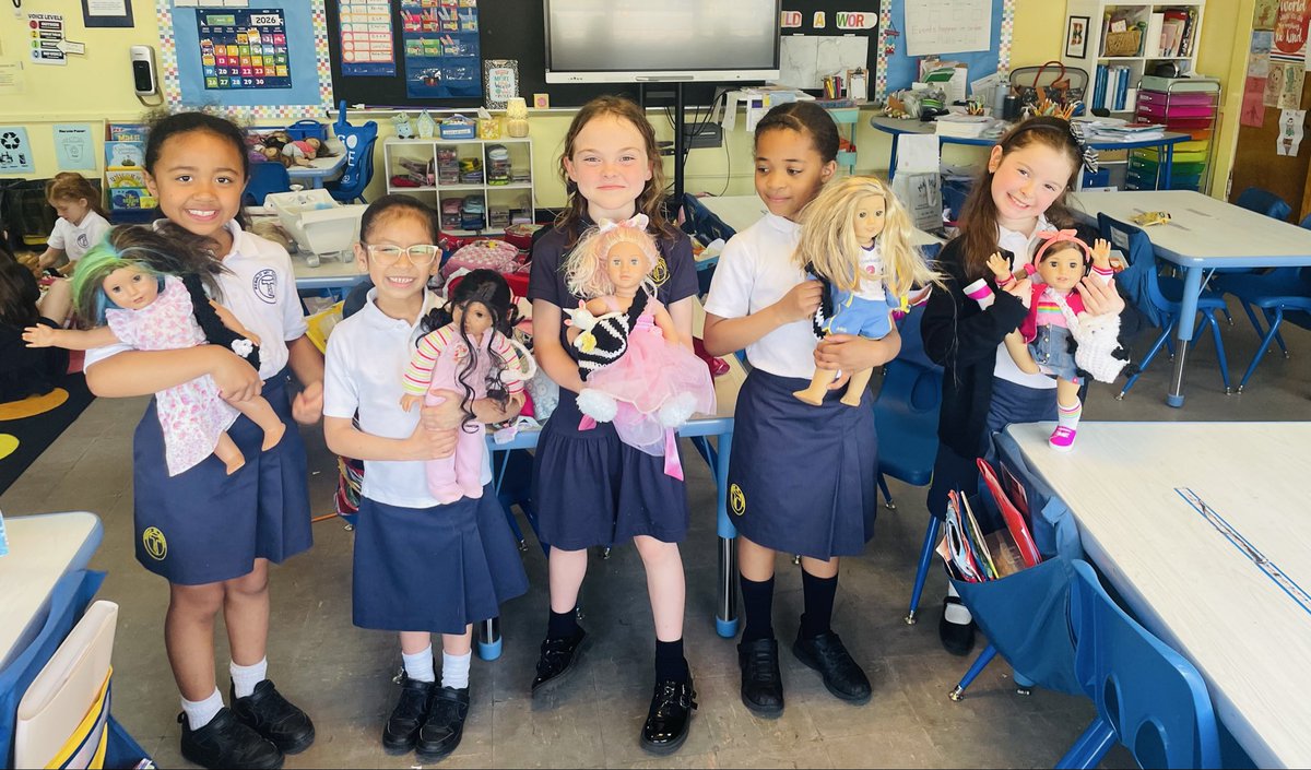 MrsBrady_ICS's tweet photo. The American Girl Doll Club is off to a great start! Our sweet crocheted bags made by Ms. Hill were a hit! Such a fun afternoon! @icschool_online https://t.co/0LQsHUaL9c