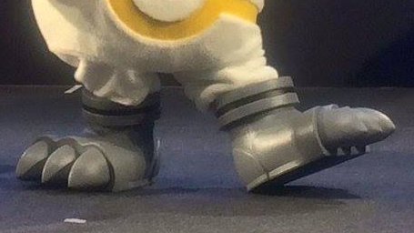 StompyShoutmon's tweet image. Gatchmon Feet! #Digimon #Appmon #Mascot #Feet #claws #fursuit