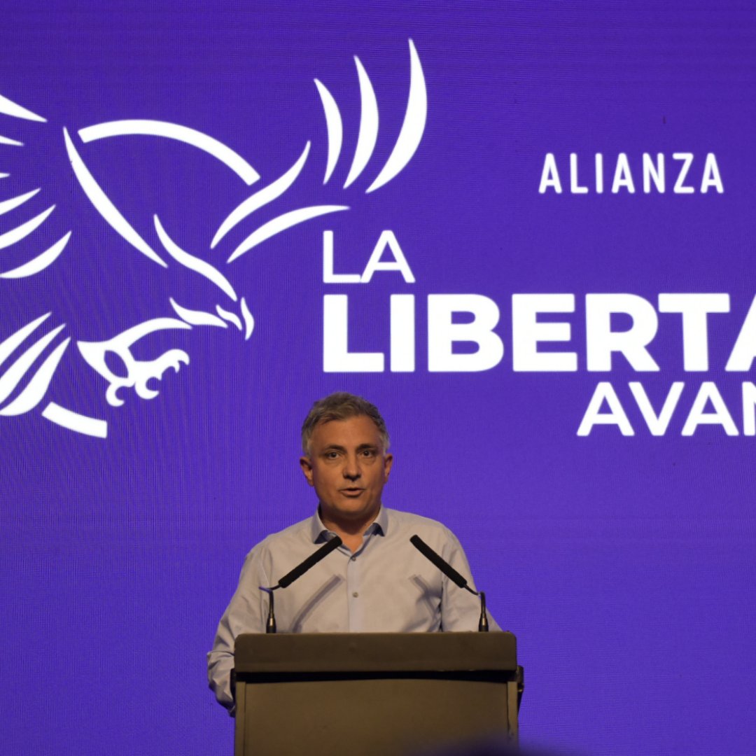 Es tendencia en 𝕏 tweet media