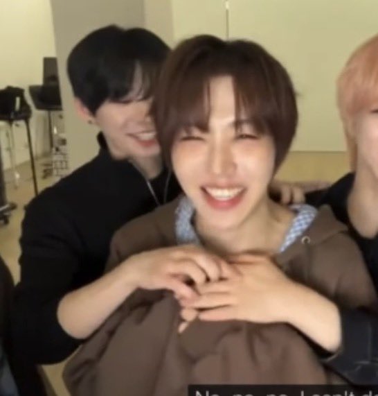4hanki's tweet photo. #아홉 cutest …. https://t.co/R8WpMfqy0e