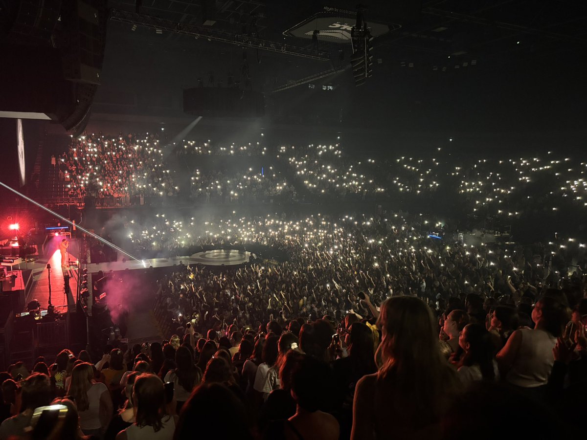 𝓵𝓮́𝓪 𝓲𝓼 𝓼𝓮𝓮𝓲𝓷𝓰 𝓱𝓪𝓻𝓻𝔂 ♡ 🪩 38 tweet media