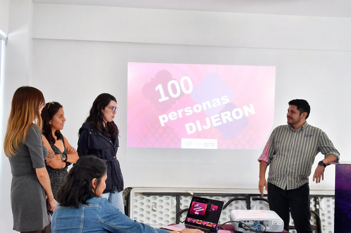 PueblaMujeres's tweet photo. 💜¡En el Gobierno de la Ciudad nombramos a todas las personas!

Brindamos un taller de lenguaje incluyente a personas servidoras públicas de la Coordinación de Comunicación Social. A través de este espacio aprendimos herramientas para construir mensajes justos e inclusivos. https://t.co/68Z73LvU65