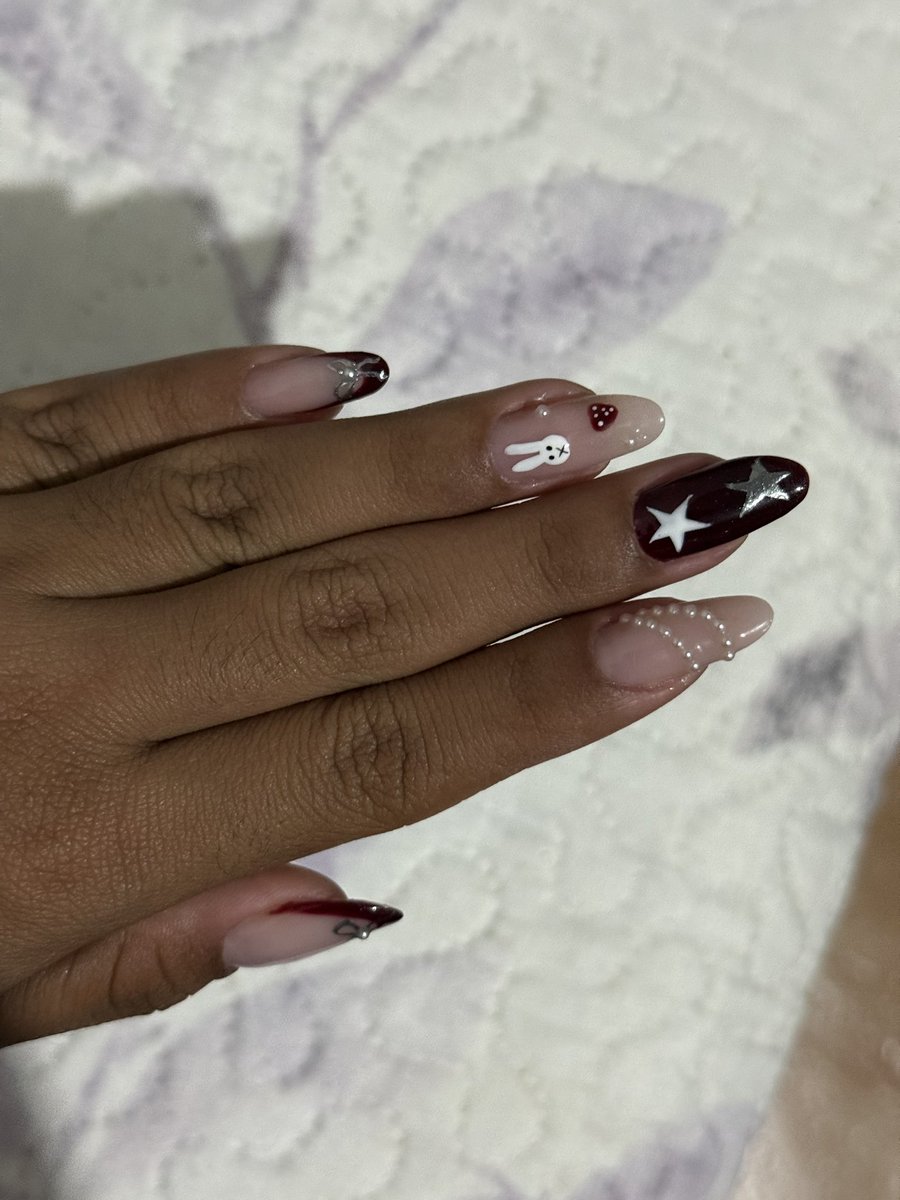 maria w. martin ! ୨୧ is red tweet media