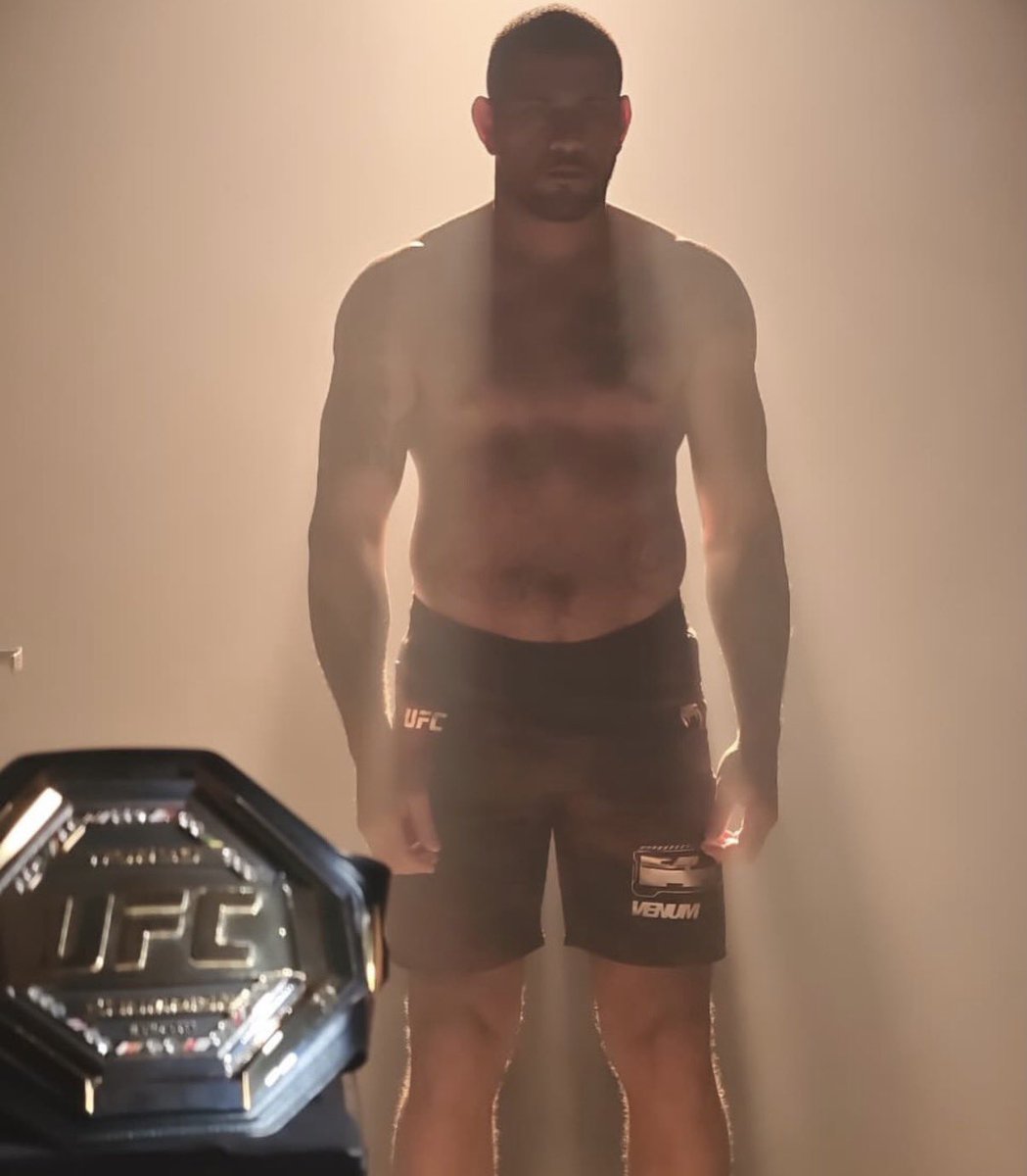 Dovy🔌 tweet media