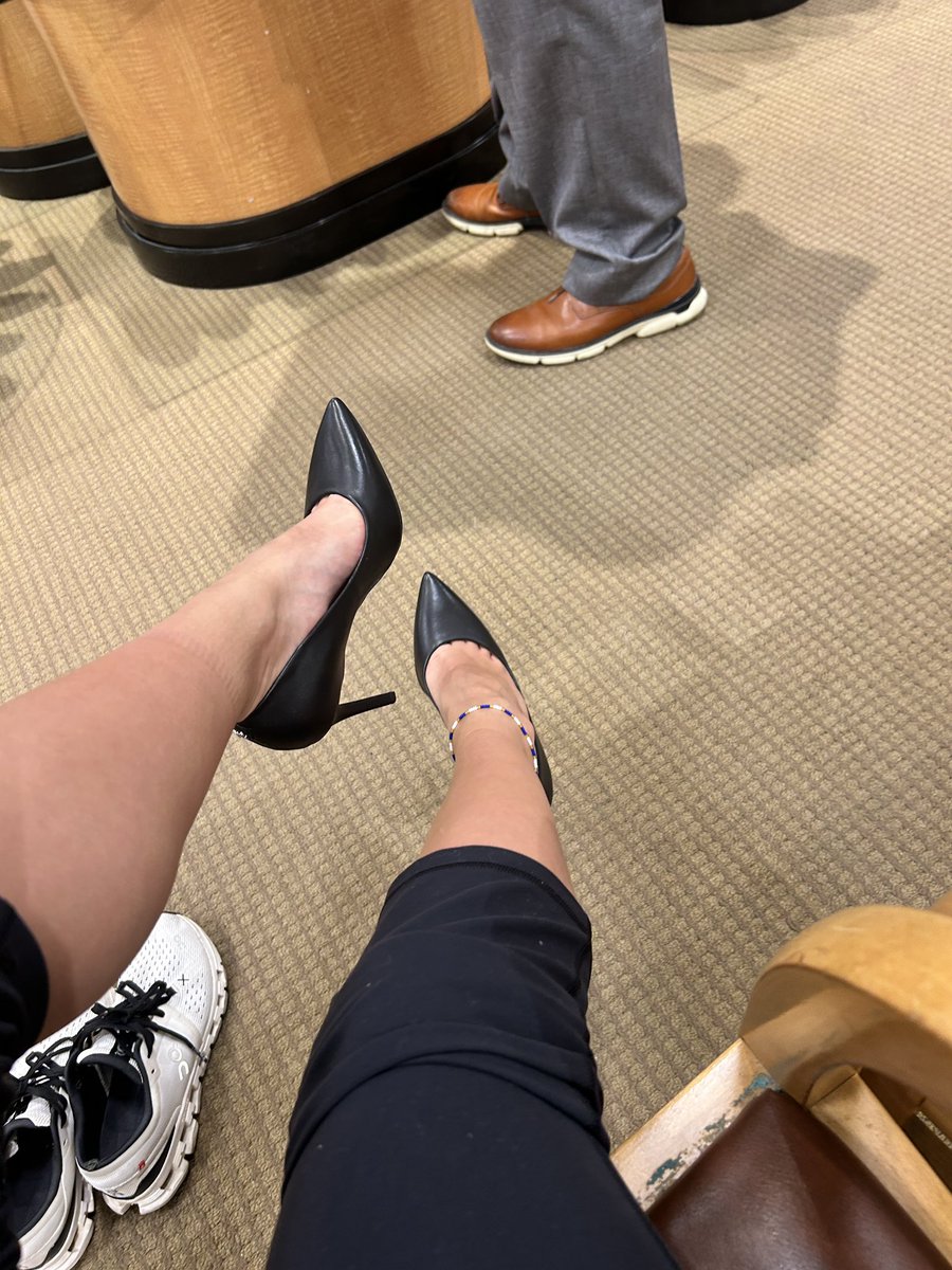 Britt ❦ tweet media