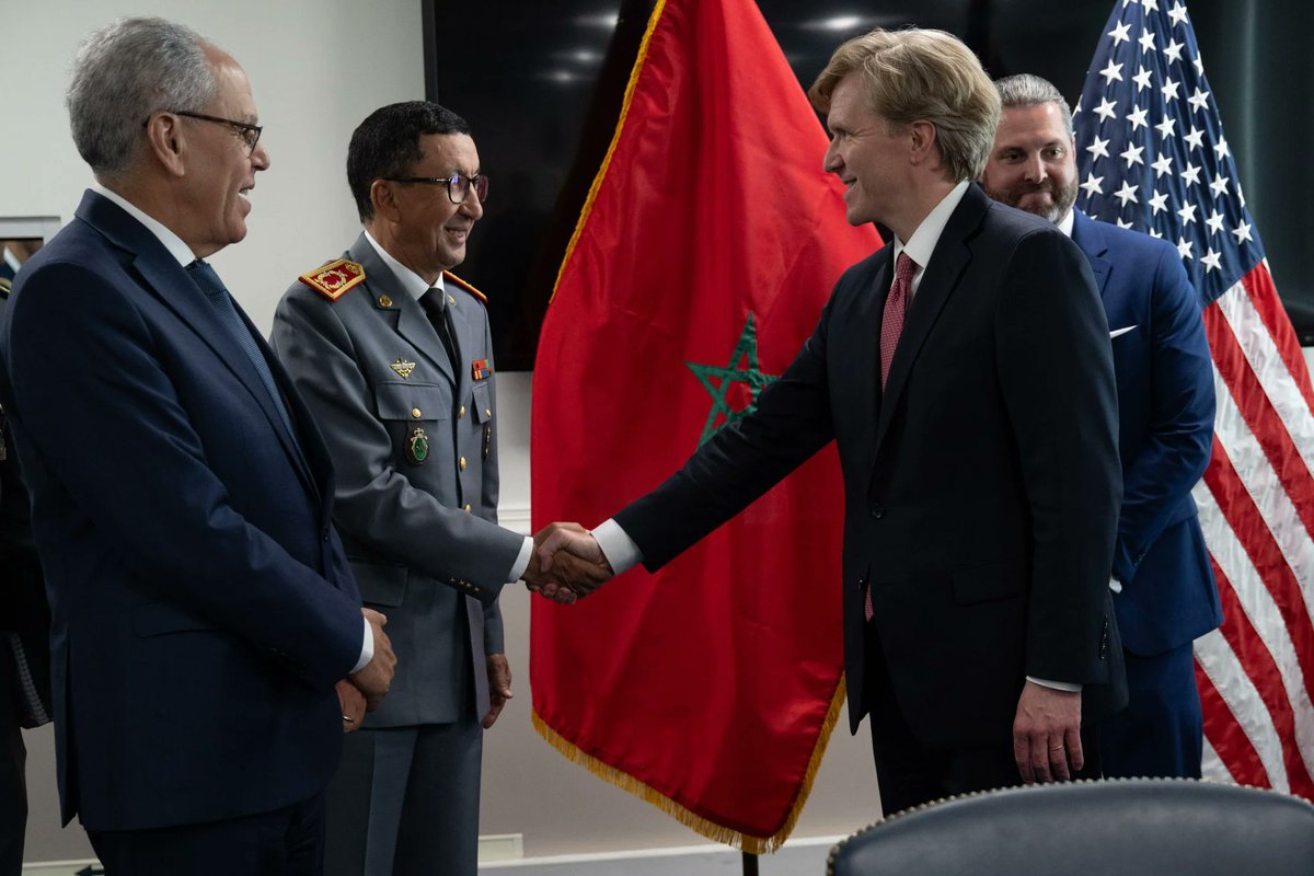 🚨عاجل : توقيع خارطة طريق عسكرية جديدة بين المغرب 🇲🇦 و الولايات المتحدة الأمريكية 🇺🇸 أثناء زيارة المفتش العام للقوات المسلحة الملكية و الوزير المكلف بإدارة الدفاع الوطني إلى البنتاغون .