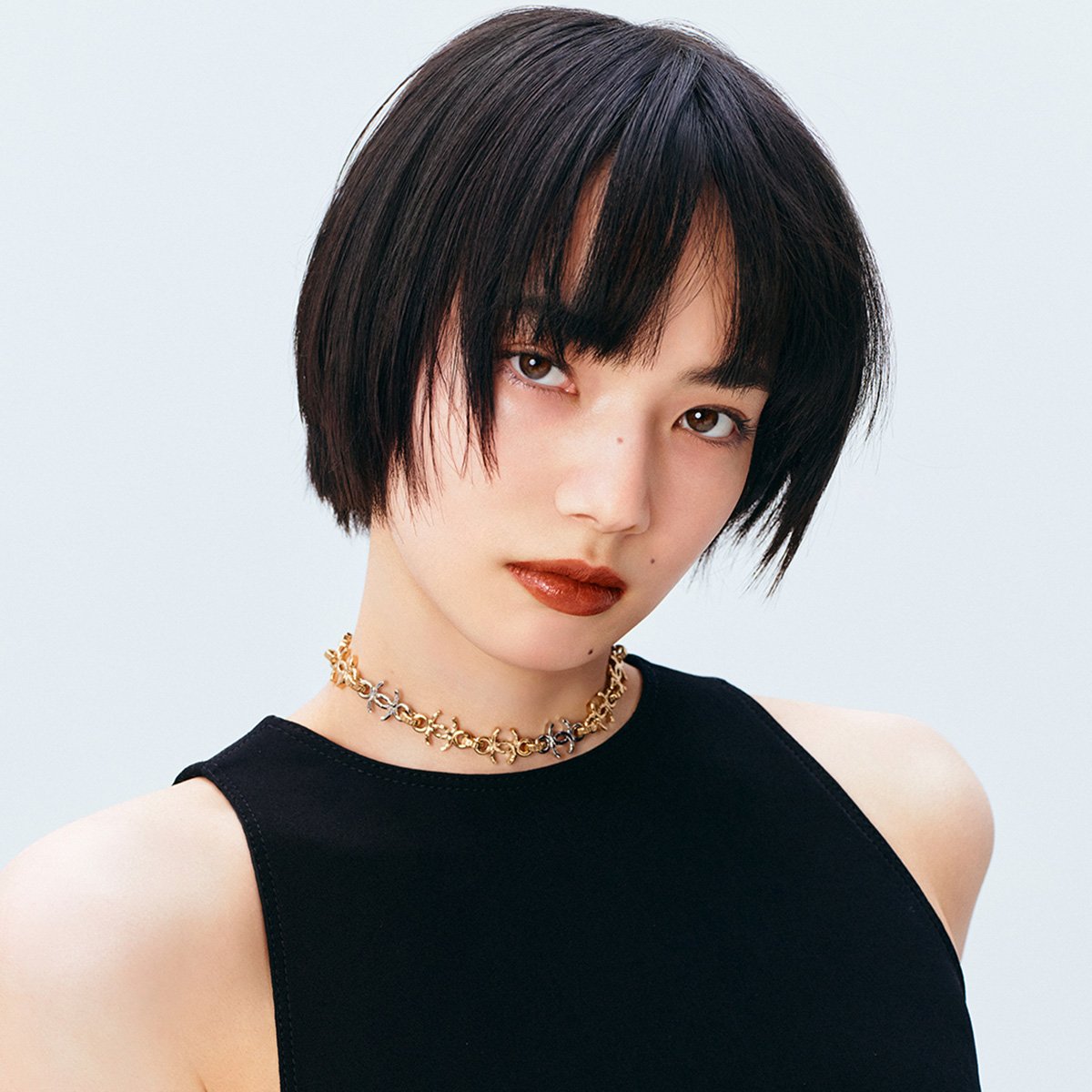 bitekicom's tweet photo. 小松菜奈が魅せる！CHANELの新リップ「ルージュ ココ」を纏った新ヴィジュアルが解禁💄 https://t.co/bSC9urVLJI