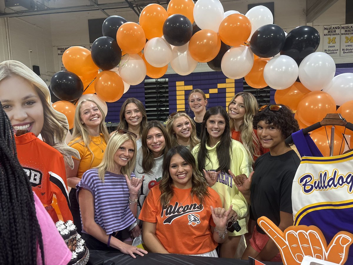 Michelle Navarrete 🌵 tweet media