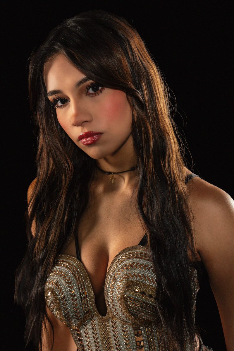 MarLara_usa tweet media