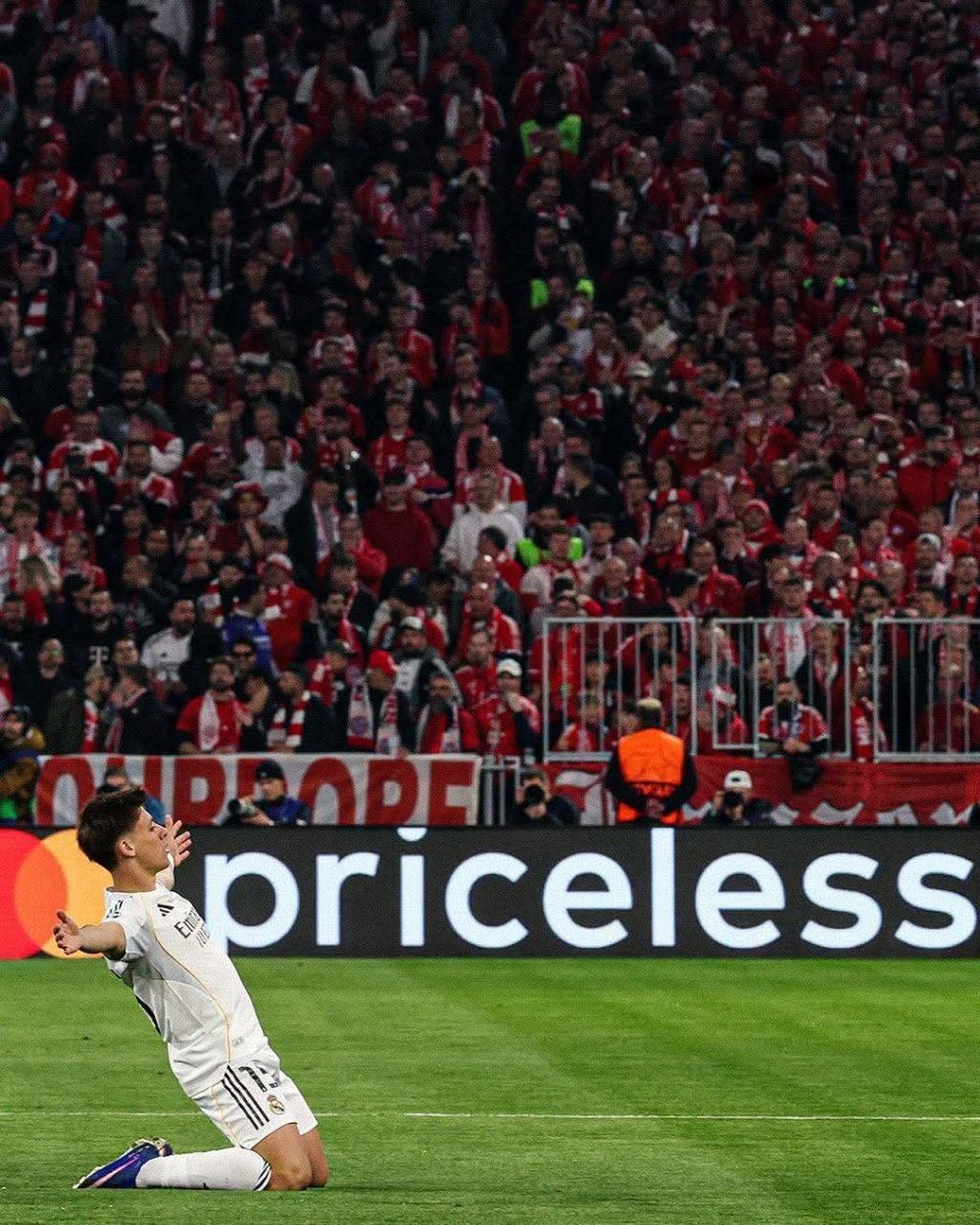 تحفه . tweet media