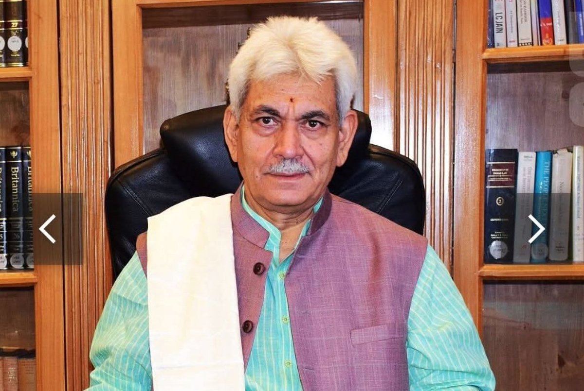 People of J&amp;K salute the visionary leadership of LG Shri Manoj Sinha for fostering a safer, better environment and leading the fight for a drug-free society. History shows organized communities create change—this mission belongs to all of us, from youth to elders. #DrugFreeJK