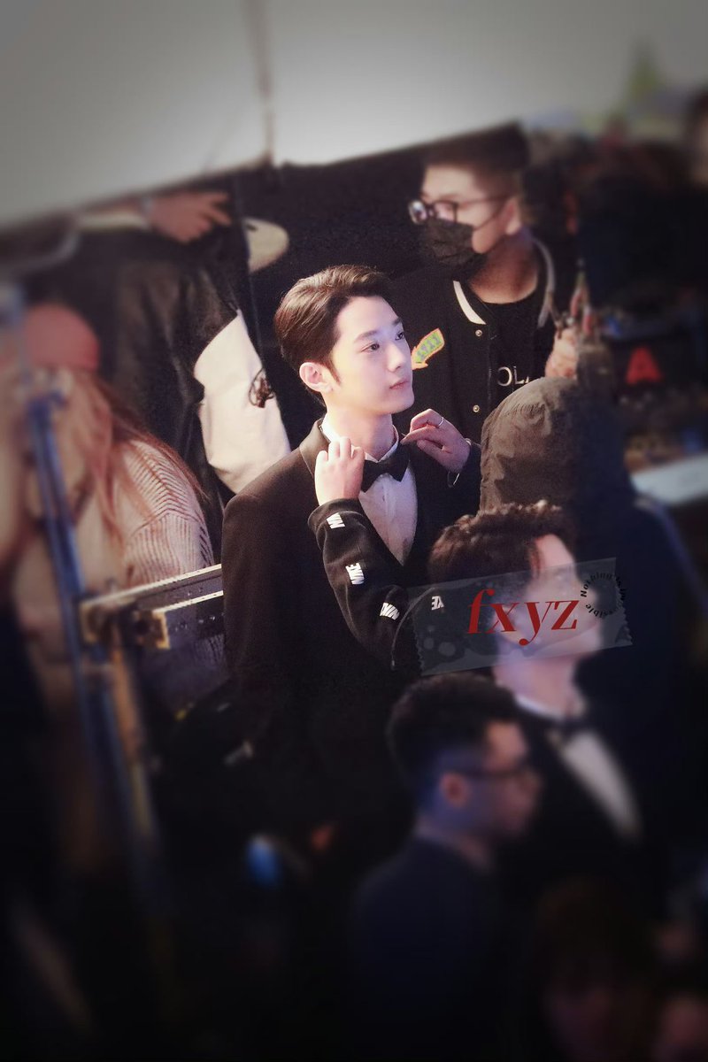 GL_Follower tweet media