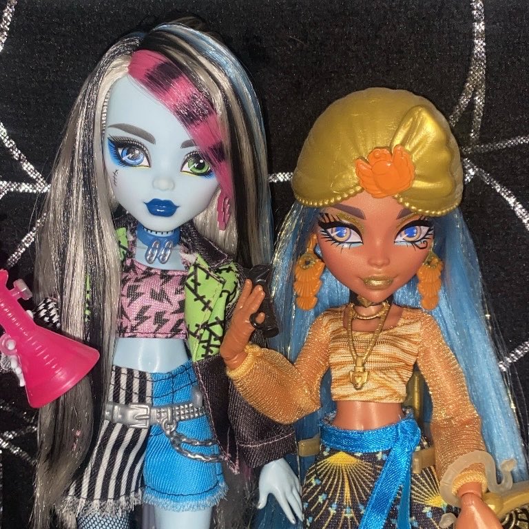 Maple˖ ݁𖥔 ݁˖They/He tweet media