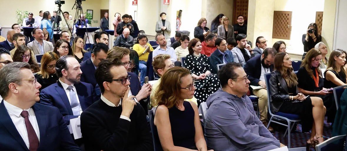 Carolina tweet media