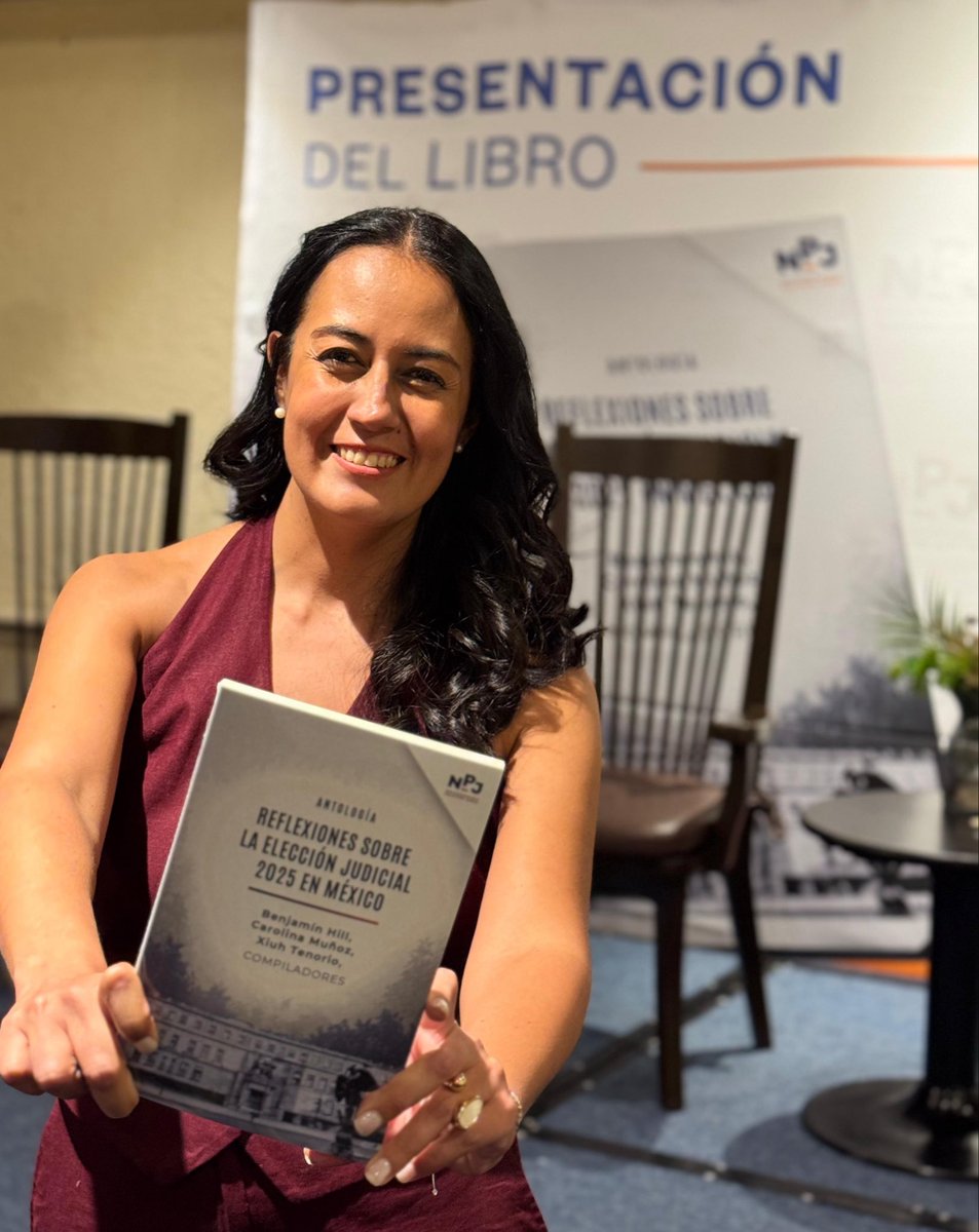 Carolina tweet media