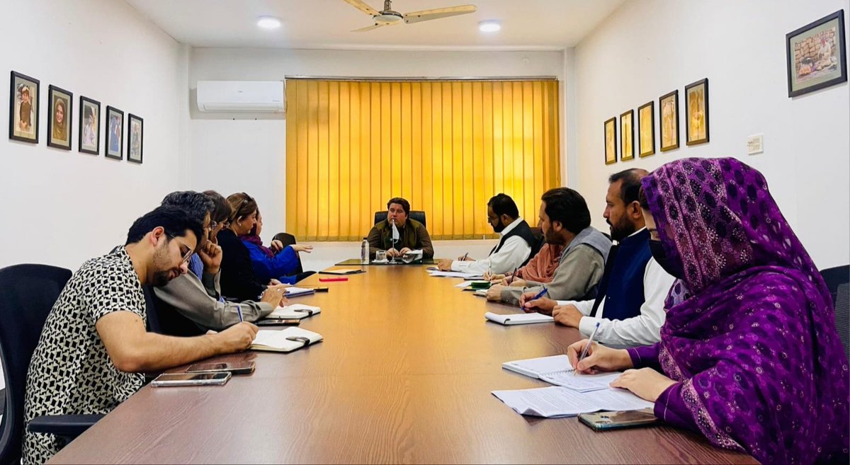 _CARKP's tweet photo. IOM team held a meeting with the Commissioner for Afghan Refugees KP, Shakeel Muhammad Khan Safi, to discuss ongoing and upcoming initiatives and coordination efforts. https://t.co/xopGGW3yS2