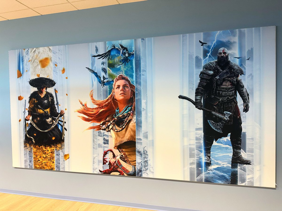 Garnetffluvr's tweet image. Office wall decor! 🎮 #PlayStation