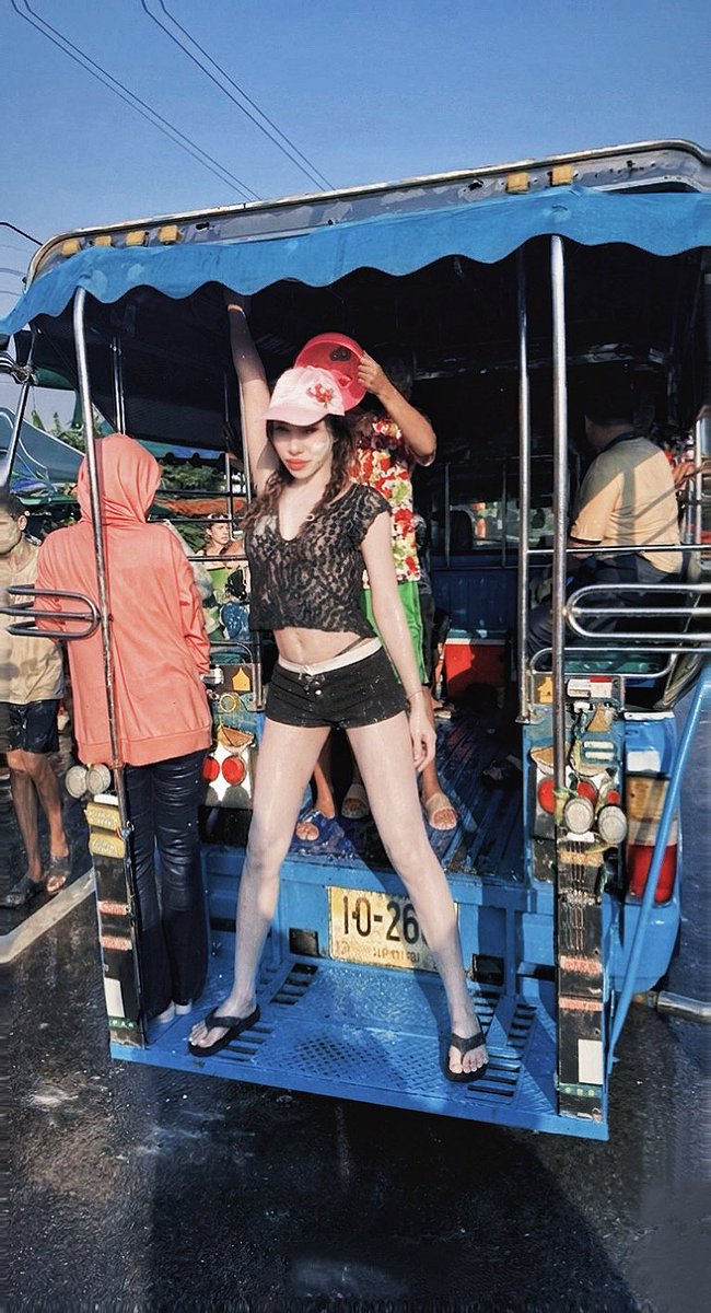 Rainbow_queen tweet media