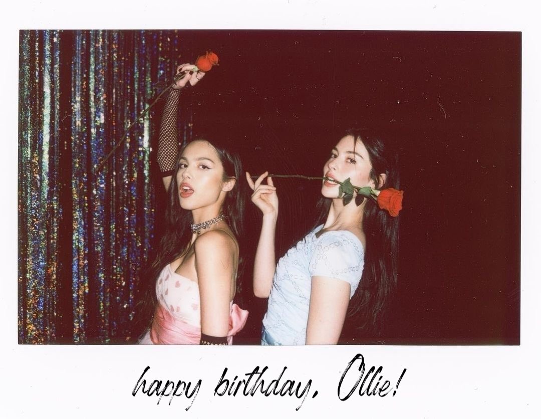 𝖤𝗅𝗅𝗂𝖾 ♥︎︎’𝗌 𝖱𝗈𝖻𝗒𝗇! tweet media