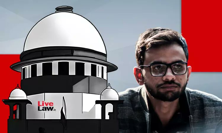 LiveLawIndia's tweet image. #SupremeCourt to consider today Umar Khalid's review petition against bail denial in the Delhi riots larger conspiracy case.

A bench of Justice Aravind Kumar and Justice NV Anjaria will take up the matter in chambers. Khalid has sought open court hearing.
