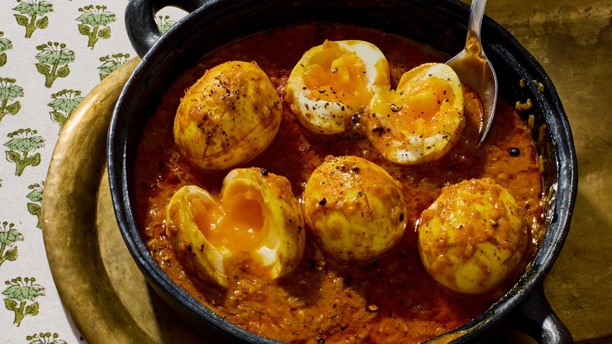 aziendabiologic's tweet image. Jammy Egg Curry bonappetit.com/recipe/jammy-e… #ANTIPASTO #recipes