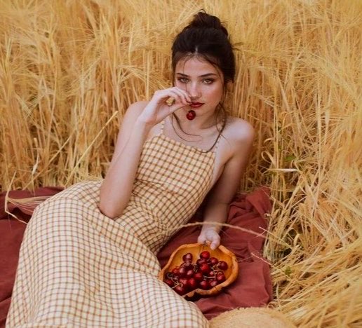 Results from this week come quickly—some before the month even ends.

But mark June 9 on your calendar.

Venus + Jupiter at peak power in late Cancer will echo this potent April 17 New Moon.

As you plant seeds now, dream big. It could turn into abundant fruit and huge growth 🌿