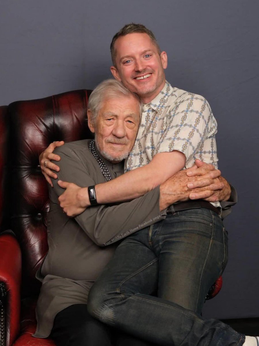 Tolkien World tweet media