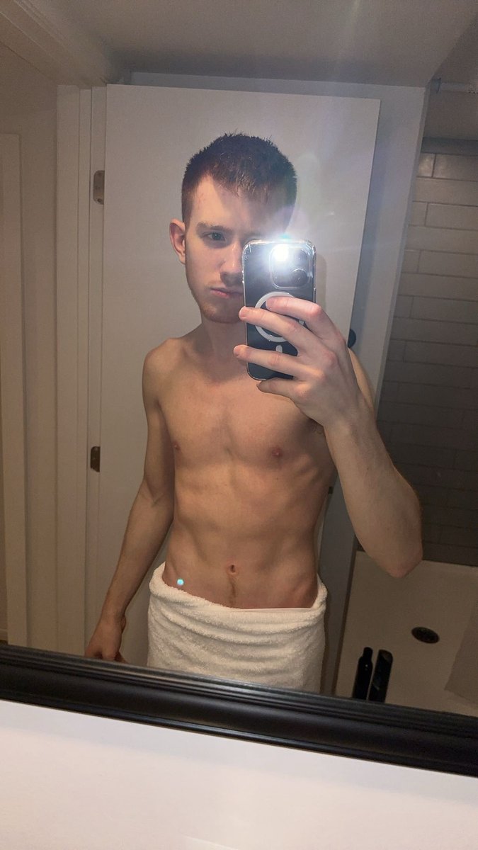 ITSGAGEOBRIEN's tweet image. You’re seeing the free version…

More where this came from 👀

linktr.ee/Itsgageobrien
Click the link to see more of me 💋

#thirsttrap #mensphysique #malemodel #bodygoals