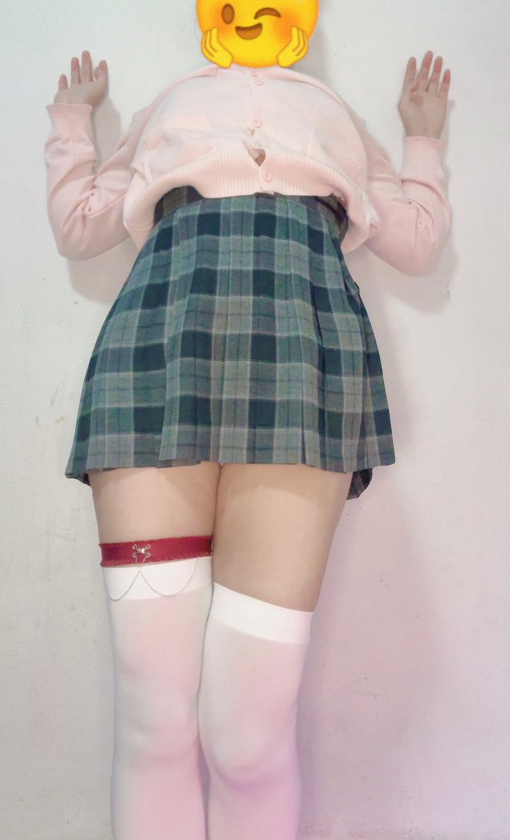 XIXITUTmy's tweet photo. 最美的果实是苹果，因为它是禁忌 https://t.co/3cK5vwz4Gf