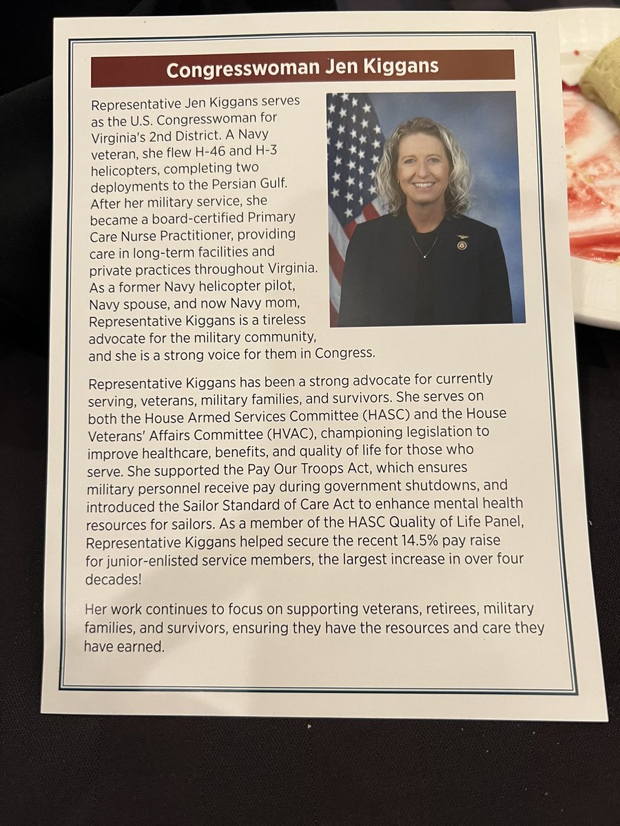 rlhigginsjr's tweet photo. @MilitaryOfficer @JenKiggans Great way to close an amazing day on the hill. What an awesome woman! https://t.co/SLxEr25qe4