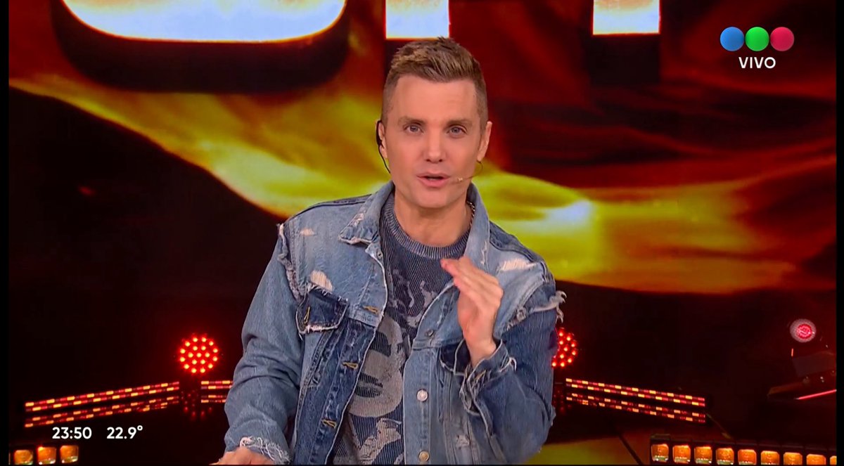 Porque es tendencia🥏 tweet media