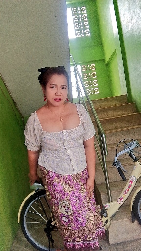 ซุปเปอร์ฟินหลงไหลผ้าถุง tweet media