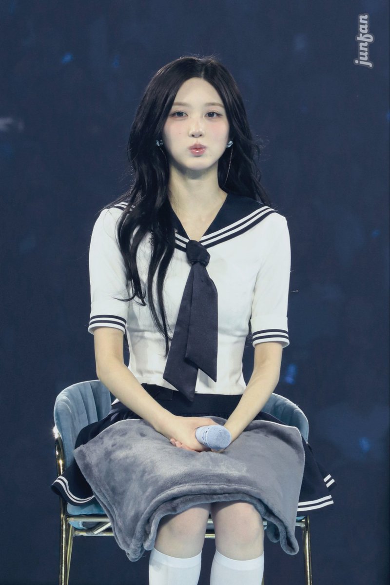 An Apple tweet media