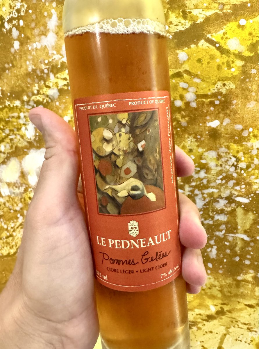 SashaEats's tweet image. Enjoyed this delightful cider from Quebec, Canada, tonight 🥰

#SashaSips #cheers