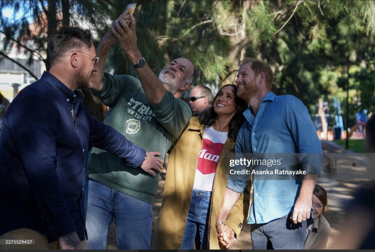 Harry, Meghan’s Spare tweet media