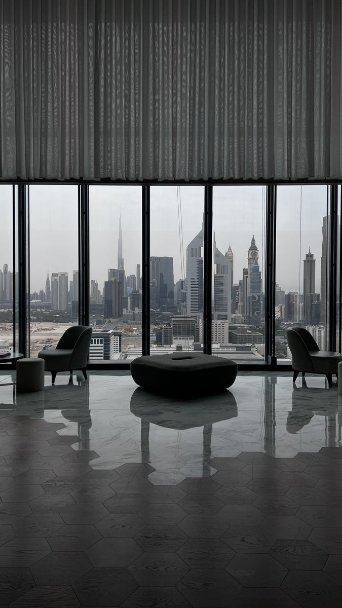 lmarv__'s tweet photo. Dubai 💫 https://t.co/2dX6tMcO4C